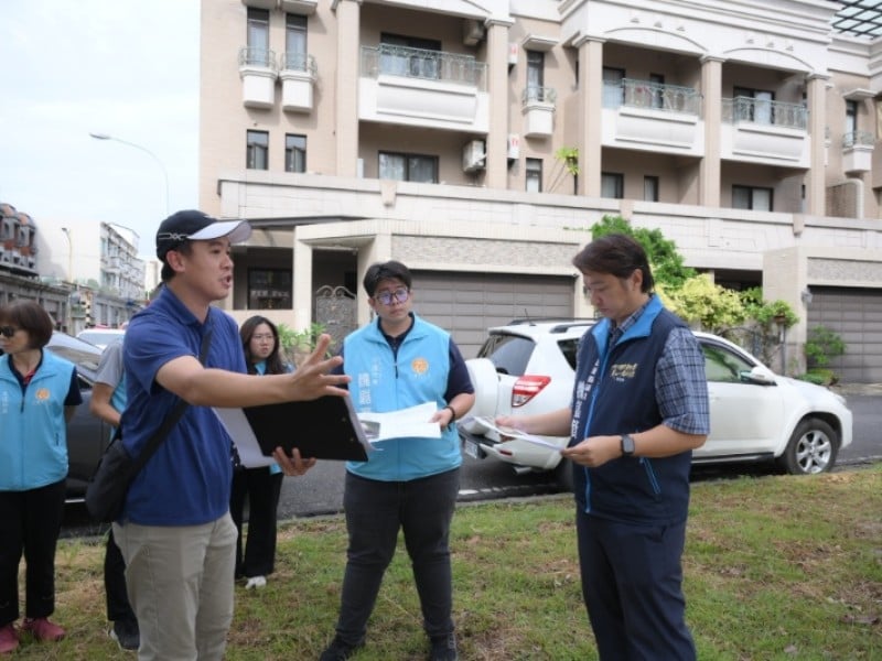 空軍資助提升花蓮市華德街公園設備 市長魏嘉彥感謝空軍對地方的關懷